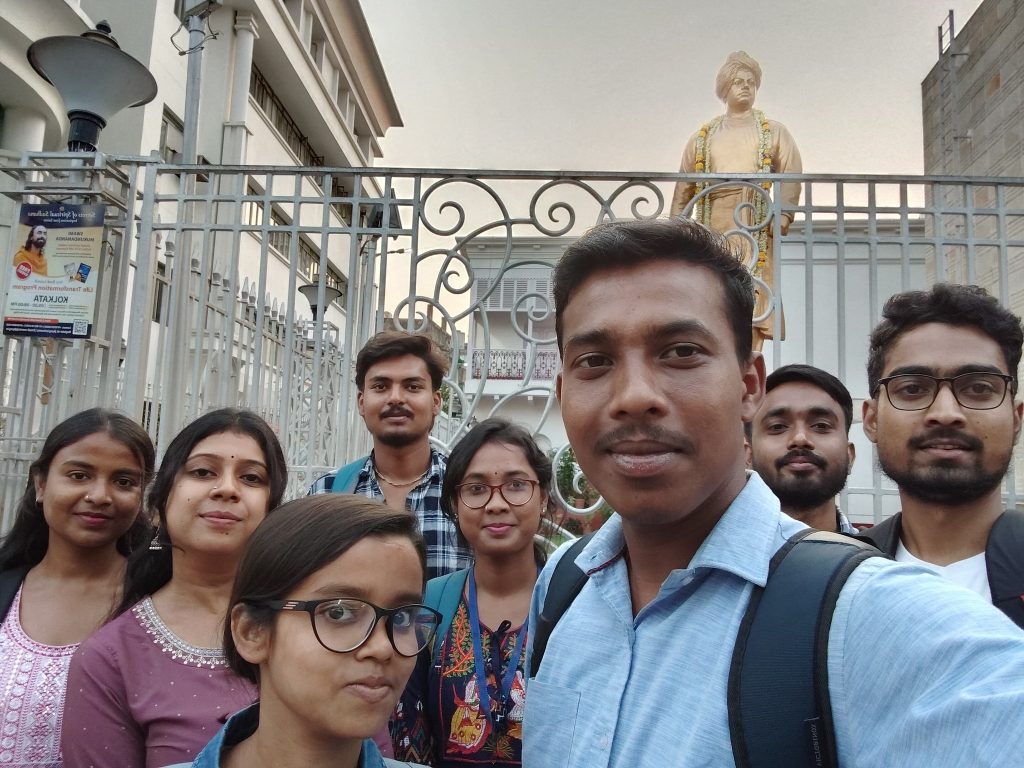 TEACHING AND PHYLOSOPHY OF SWAMI VIVEKANANDA