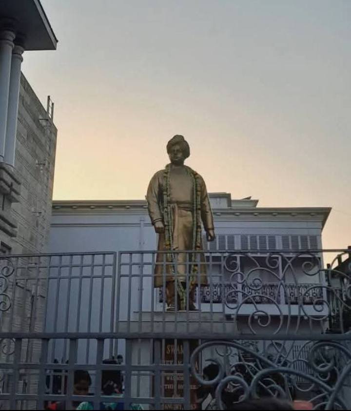 TEACHING AND PHYLOSOPHY OF SWAMI VIVEKANANDA