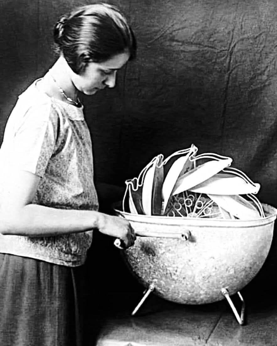 Empowering the modern housewife