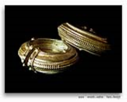 Indian Tribal Art Techniques and Contemporary Fusion