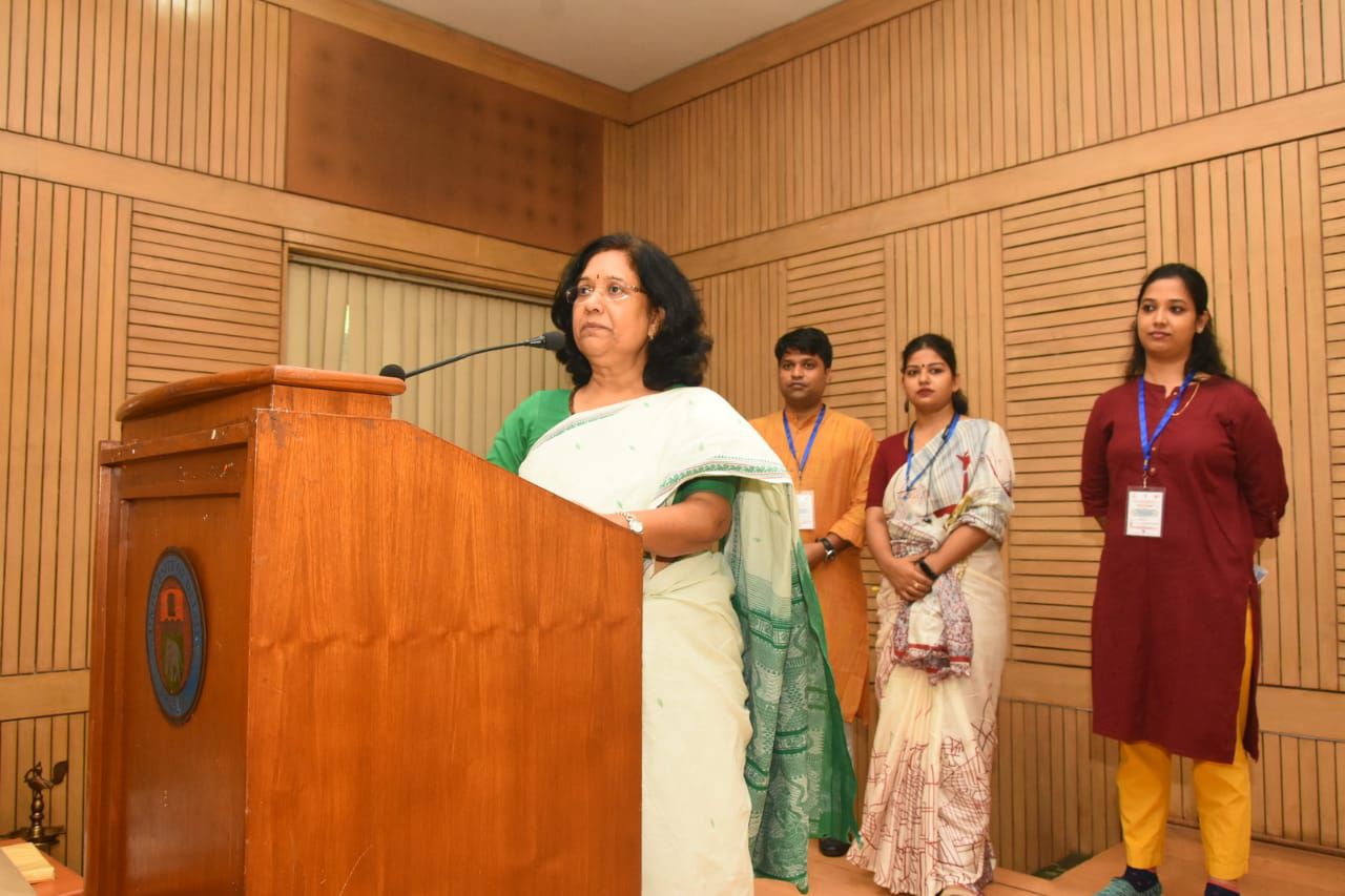 The Real Story of Hijra Community in Modern India