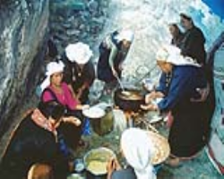 Khowa (Bugun) Tribe